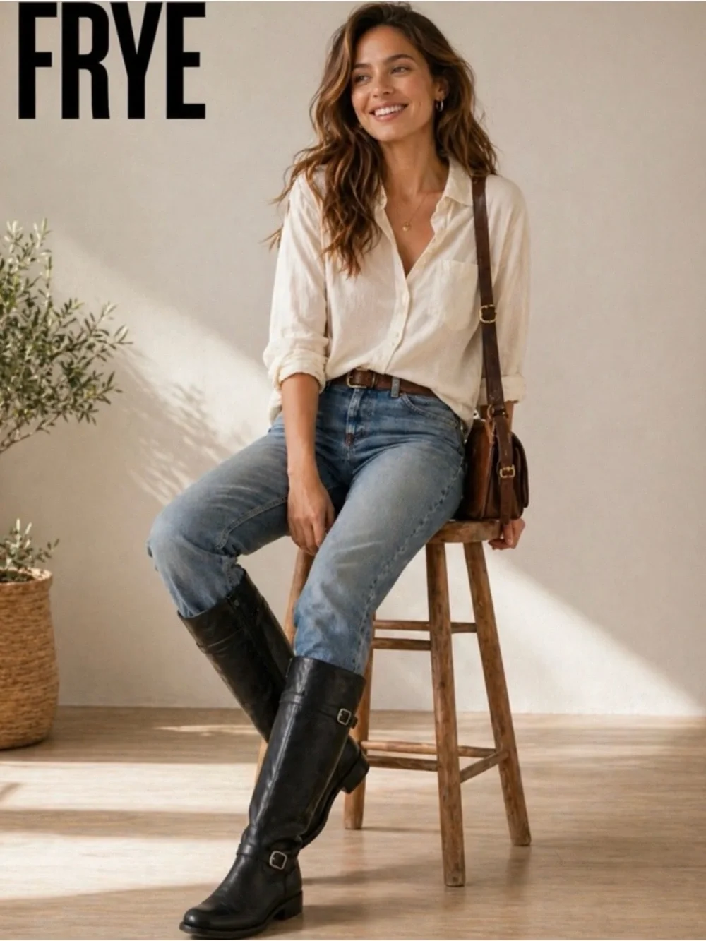 Frye. Black Leather. Double Buckle Straps.
Shirley Boots. Low Heel. Women
5.5 - Picture 1 of 5